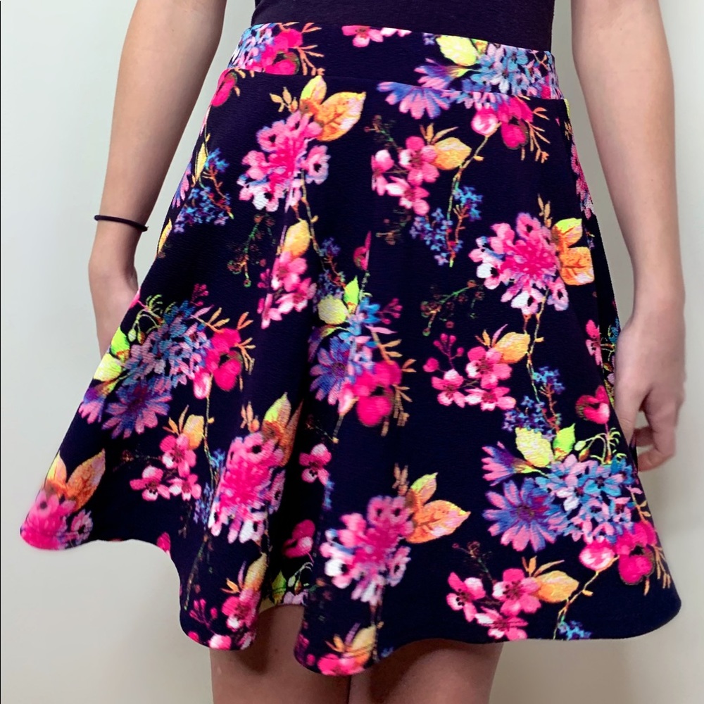 Heart & Arrow: skirt